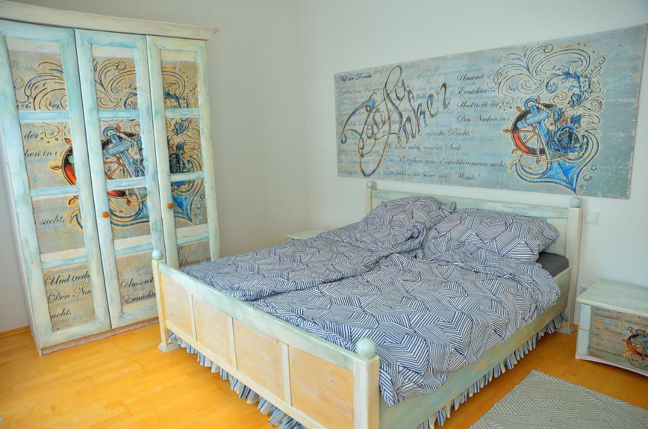 Kunst Apartment Im Schwalbenhaus Spitz an der Donau Extérieur photo